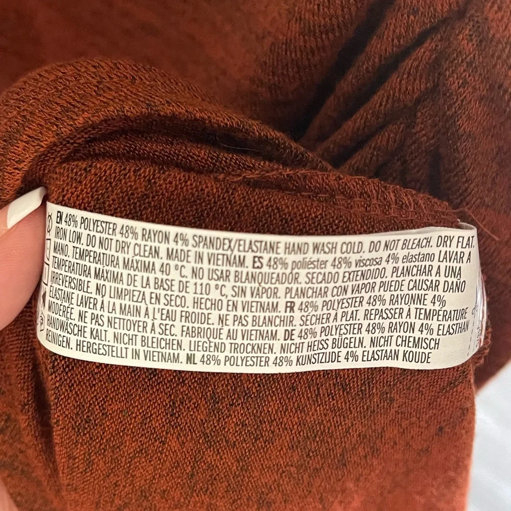 V Neck Dress - Picture 4 of 5